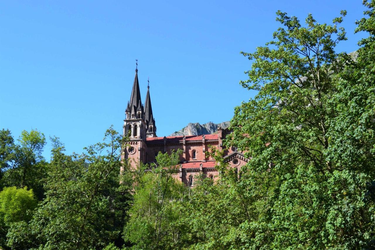 Casa Maribel Onís Zewnętrze zdjęcie